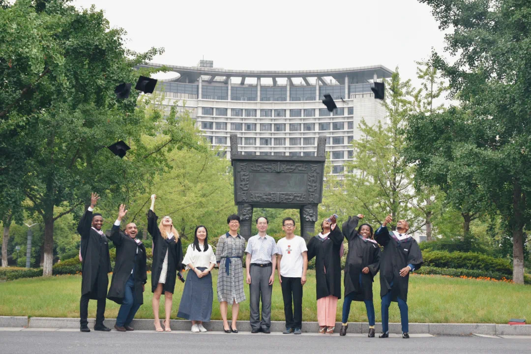 1604659868629049501.png image.png